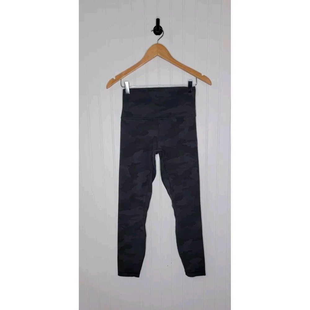 Lululemon Align High Rise Leggings Women's Size 6 Solid Black Camo 25" Inseam